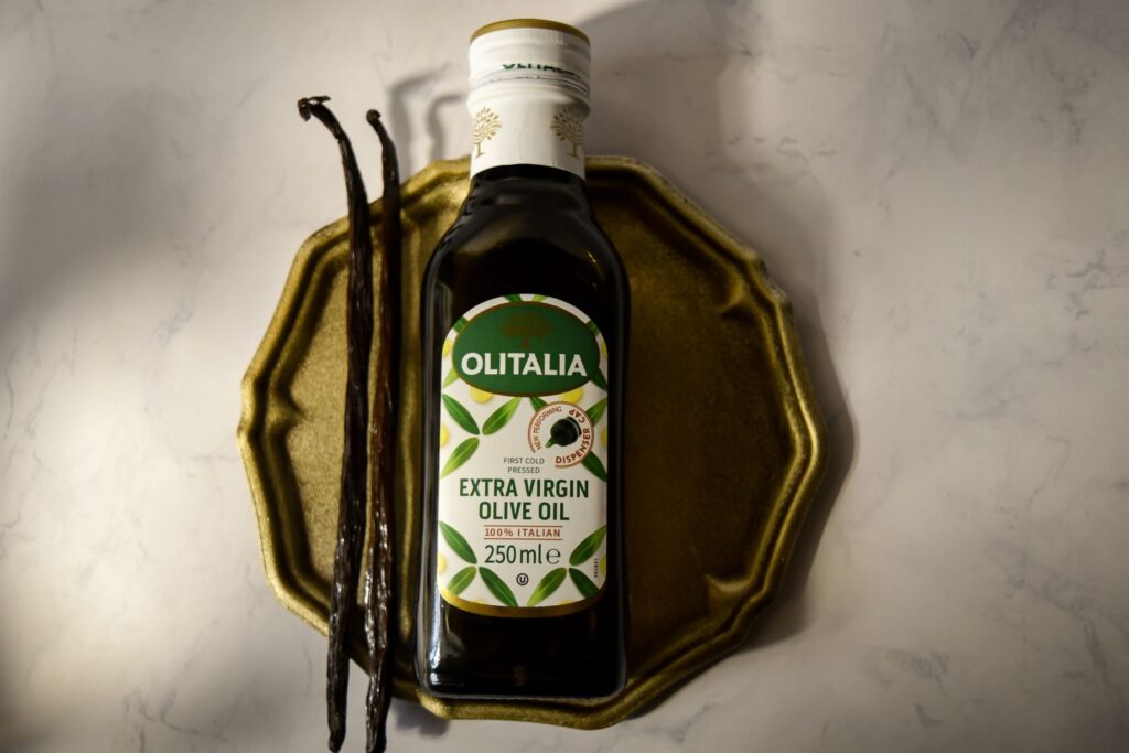 [Vanilla Olive Oil] How to DIY Vanilla Olive Oil from Scratch.